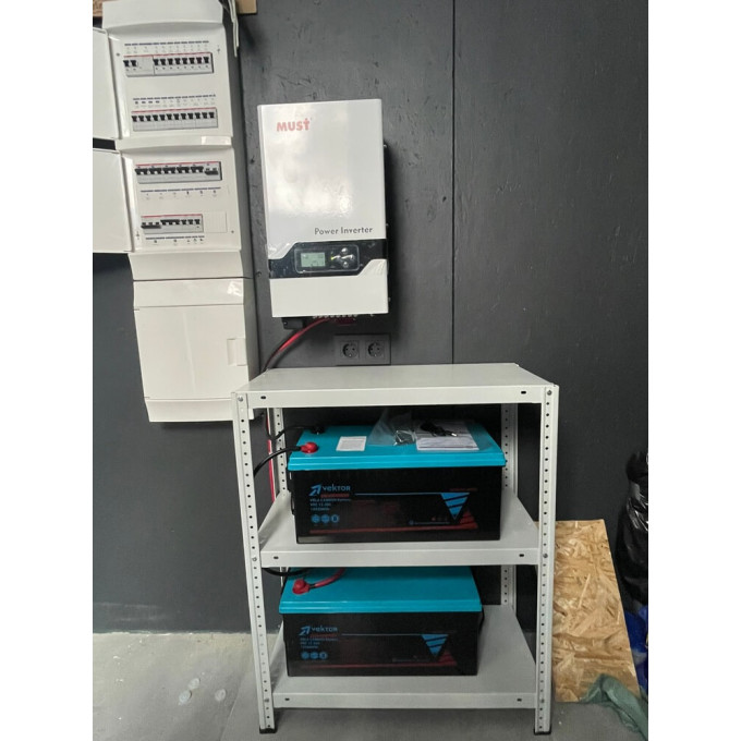 Инвертор MUST EP30-1512 PLUS ИБП для дома 1.5 кВт 12 вольт, трансформаторный, Мощность: 1.5, Напр. аккумулятора: 12Инвертор MUST EP30-1512 PLUS ИБП для дома 1.5 кВт 12 вольт, трансформаторный, Мощность: 1.5, Напр. аккумулятора: 12[image_num]